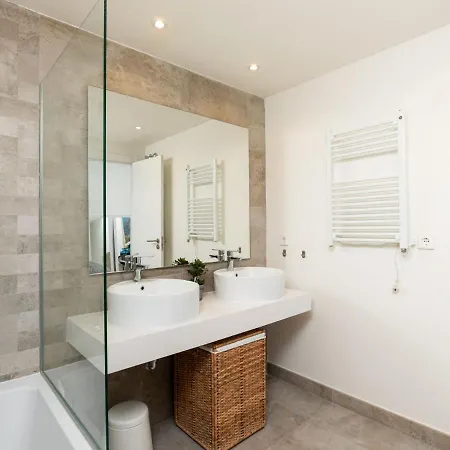 Апартаменты Roof View By Interhome *